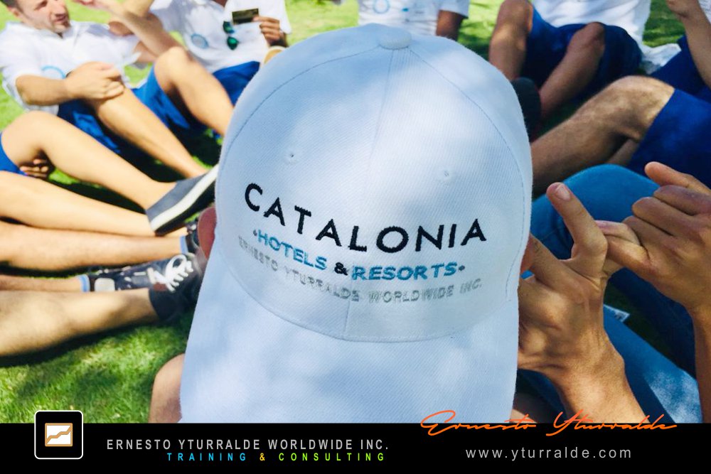 Formación al aire libre con taller vivencial de cuerdas aplicado al desarrollo organizacional